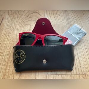 Ray-Ban Original Wayfarer - Red/Black